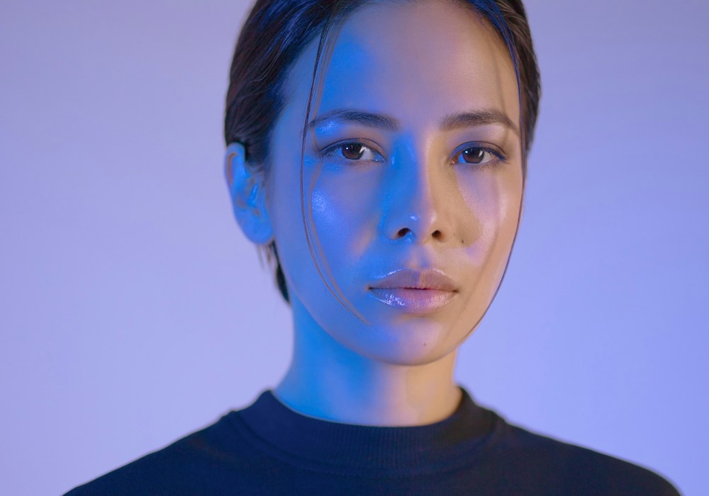 Portrait féminin en extérieur